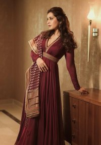 raashii khanna 3